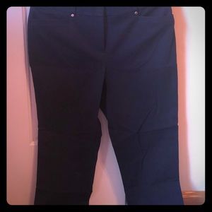 Alfani Capri Pants